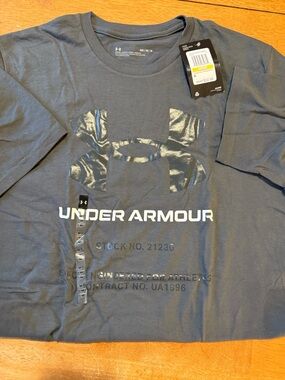 Under Armour Men’s Gray Logo Short Sleeve Tee